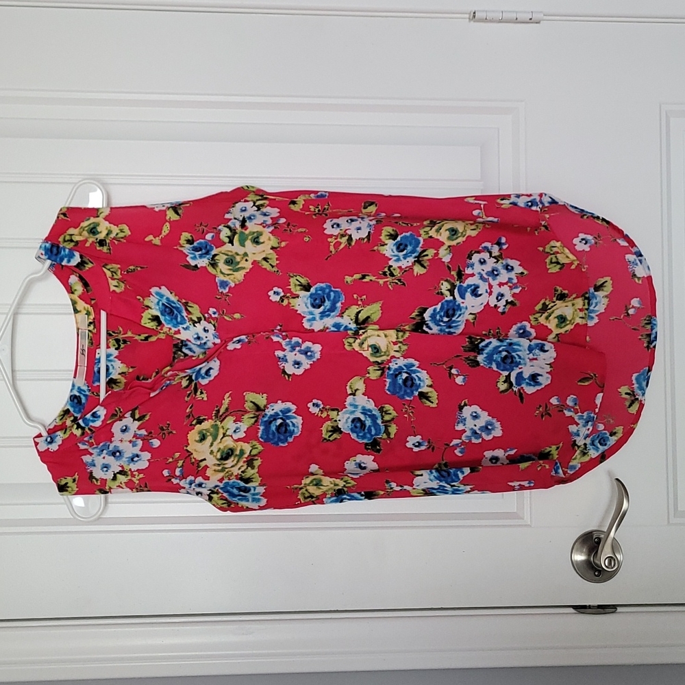 Flower Print Sleeveless Shirt